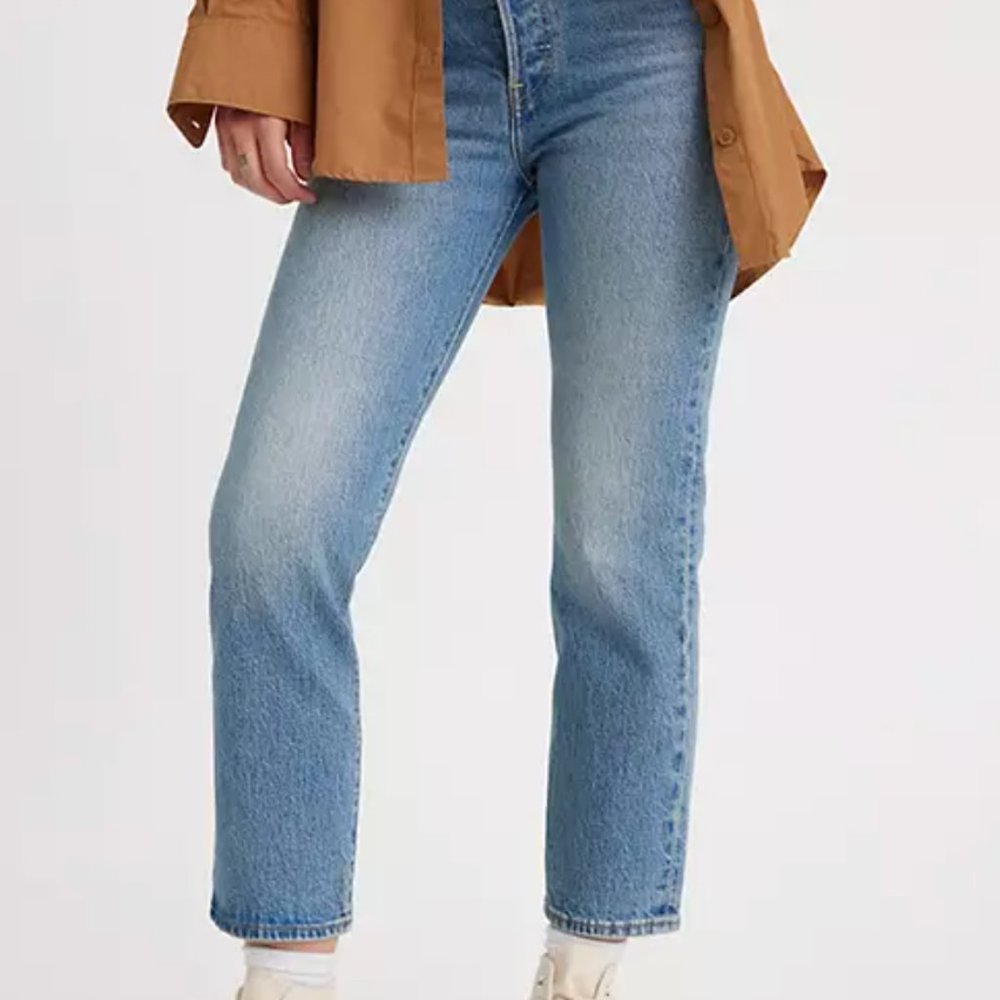 Levi Wedgie Light Wash Jeans